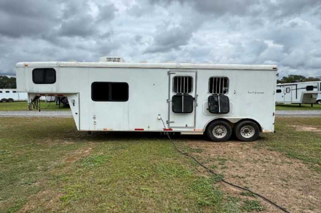 Used Horse Trailers for Sale