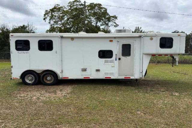 Used Horse Trailers for Sale