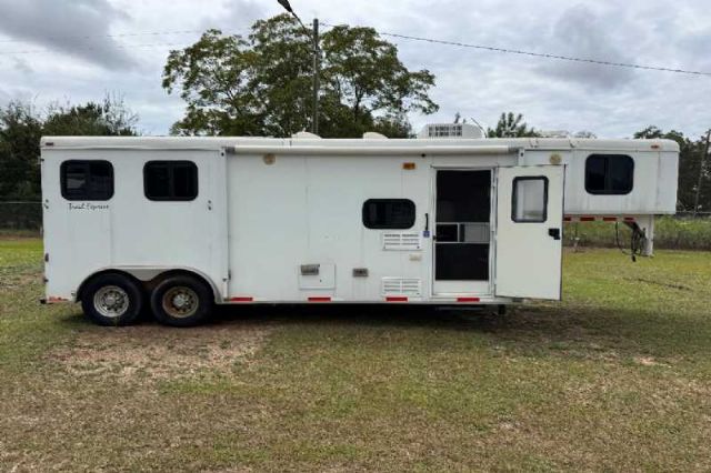 Used Horse Trailers for Sale