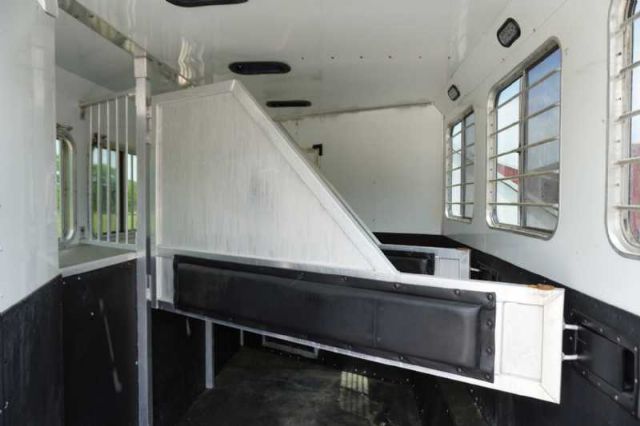 Used Horse Trailers for Sale