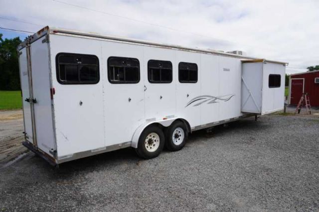 Used Horse Trailers for Sale