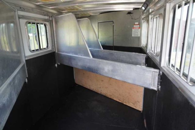 Used Horse Trailers for Sale