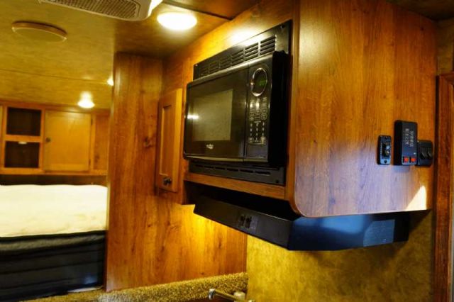 Used Horse Trailers for Sale