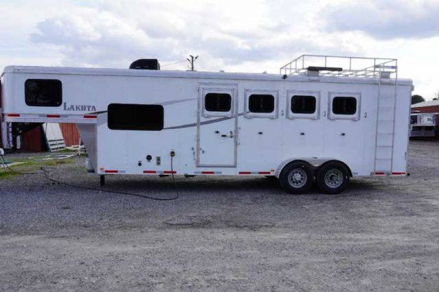 Used Horse Trailers for Sale