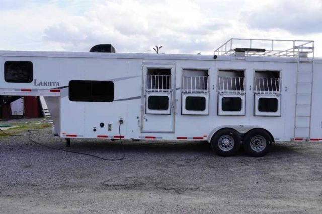 Used Horse Trailers for Sale