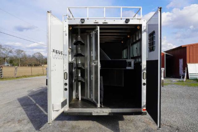 Used Horse Trailers for Sale