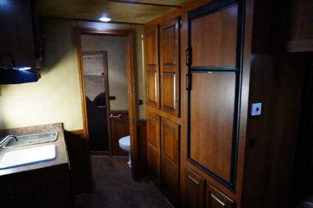 Used Horse Trailers for Sale