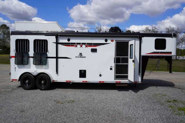 Used Horse Trailers for Sale