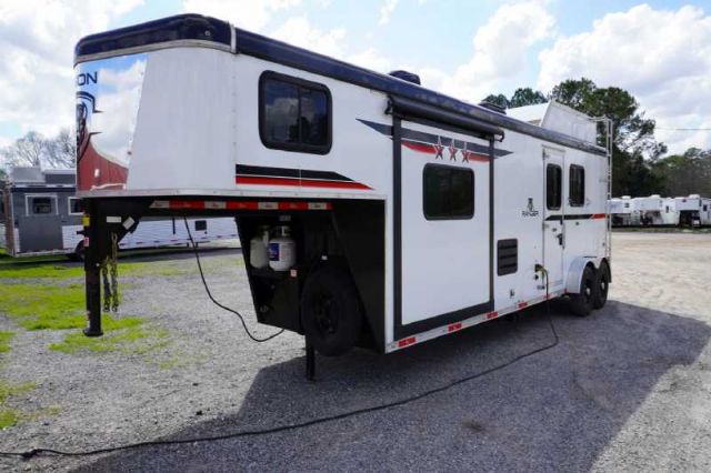 Used Horse Trailers for Sale