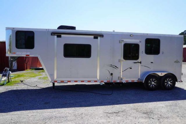 Used Horse Trailers for Sale