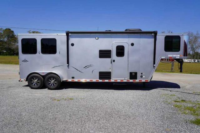 Used Horse Trailers for Sale