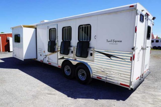 Used Horse Trailers for Sale