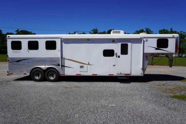 Used Horse Trailers for Sale