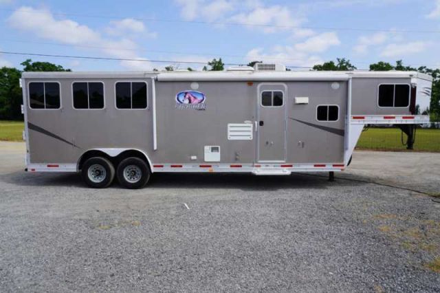 Used Horse Trailers for Sale
