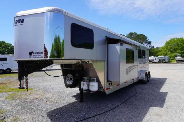 Used Horse Trailers for Sale