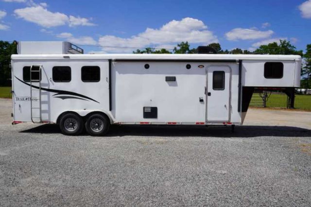 Used Horse Trailers for Sale