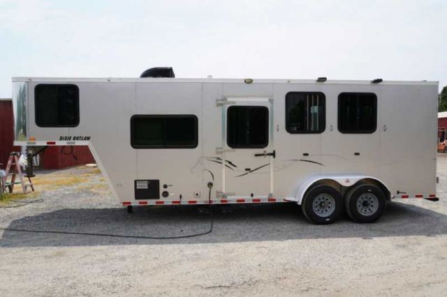 Used Horse Trailers for Sale