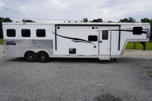 Used Horse Trailers for Sale