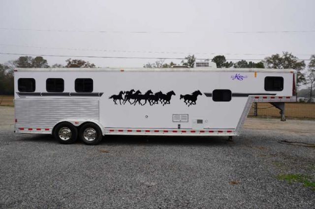 Used Horse Trailers for Sale