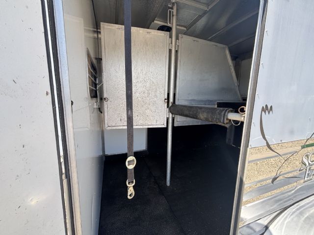 Used Horse Trailers for Sale