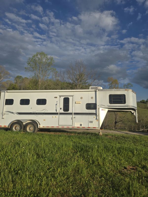 Used Horse Trailers for Sale