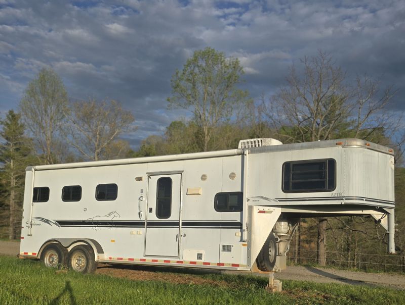 Used Horse Trailers for Sale