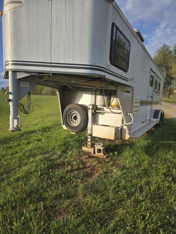Used Horse Trailers for Sale