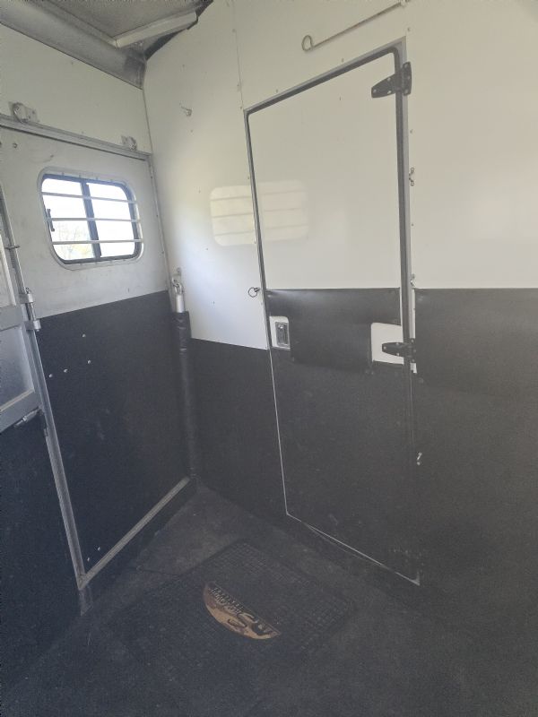 Used Horse Trailers for Sale