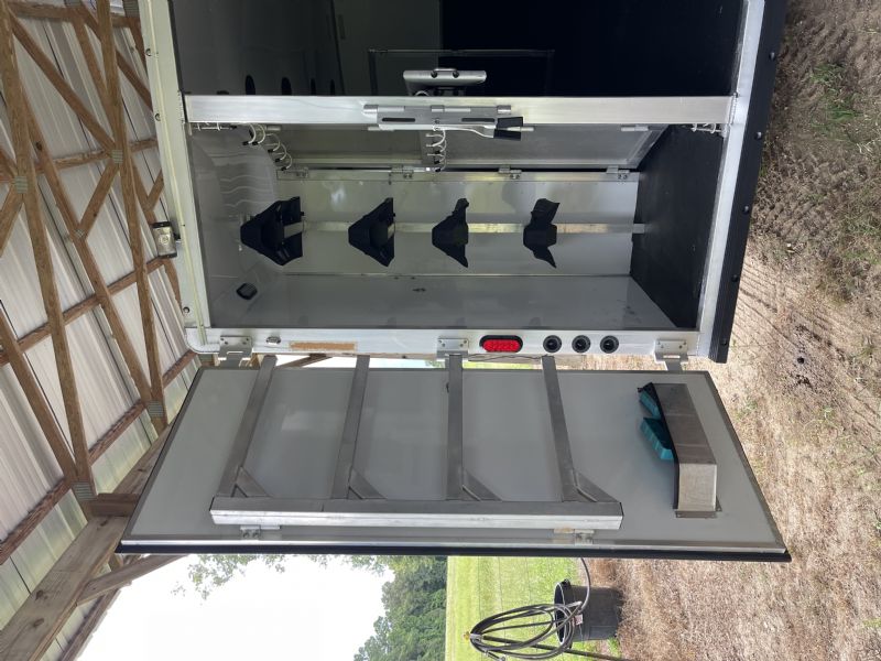 Used Horse Trailers for Sale