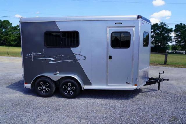 Used Horse Trailers for Sale