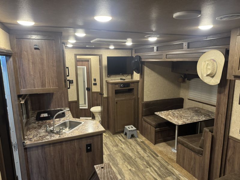 Used Horse Trailers for Sale