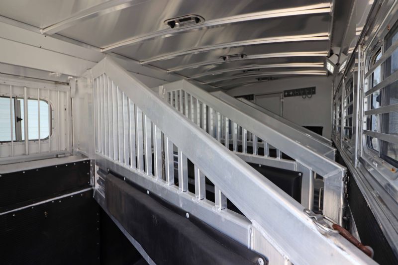 Used Horse Trailers for Sale