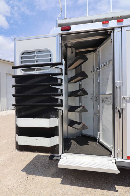 Used Horse Trailers for Sale