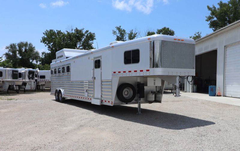 Used Horse Trailers for Sale