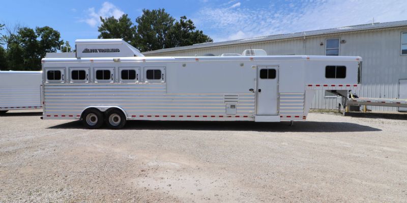 Used Horse Trailers for Sale