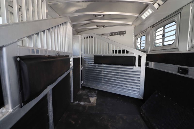 Used Horse Trailers for Sale