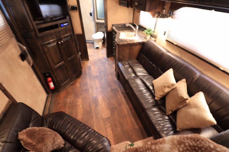 Used Horse Trailers for Sale