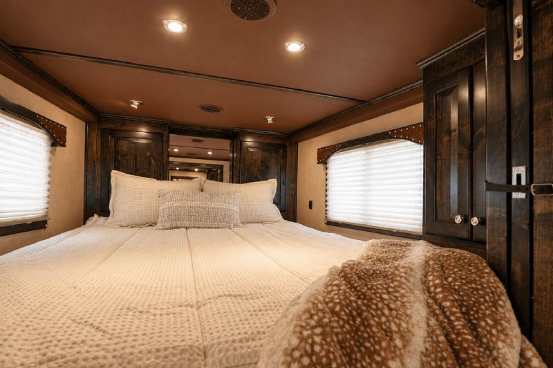 Used Horse Trailers for Sale