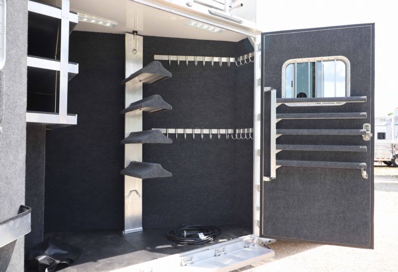Used Horse Trailers for Sale