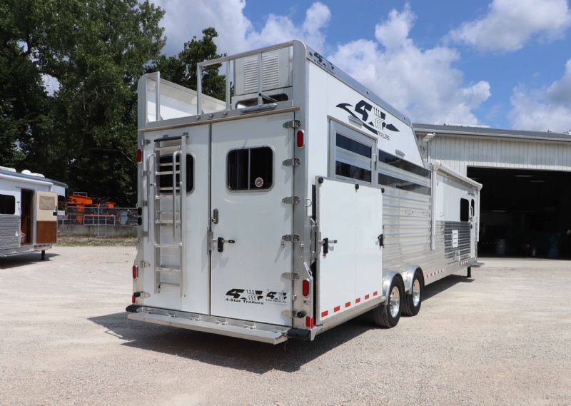 Used Horse Trailers for Sale