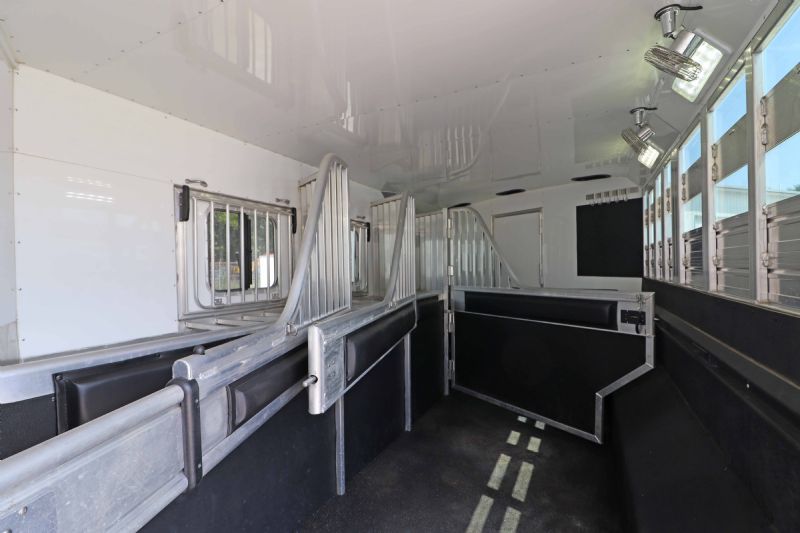 Used Horse Trailers for Sale