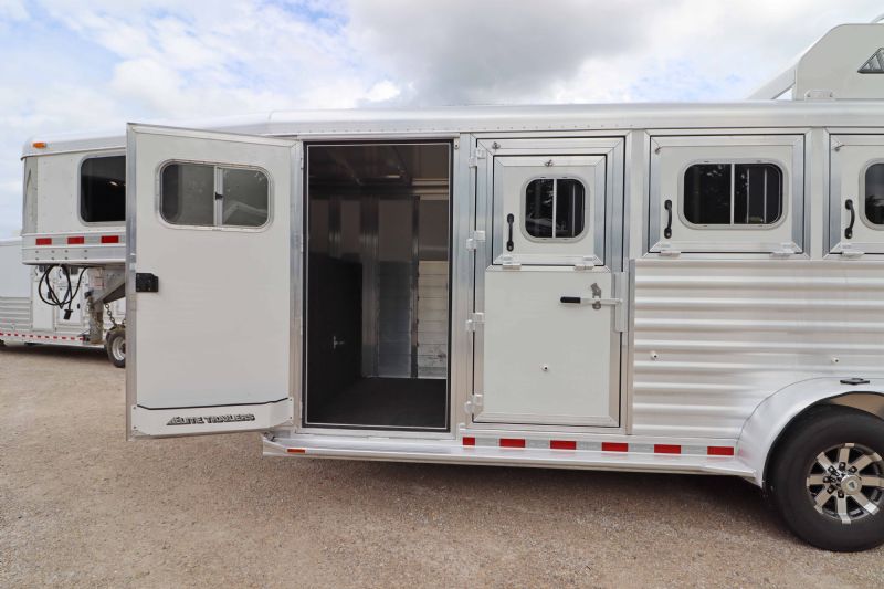 Used Horse Trailers for Sale