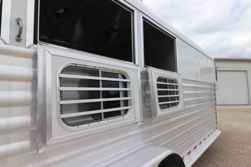 Used Horse Trailers for Sale