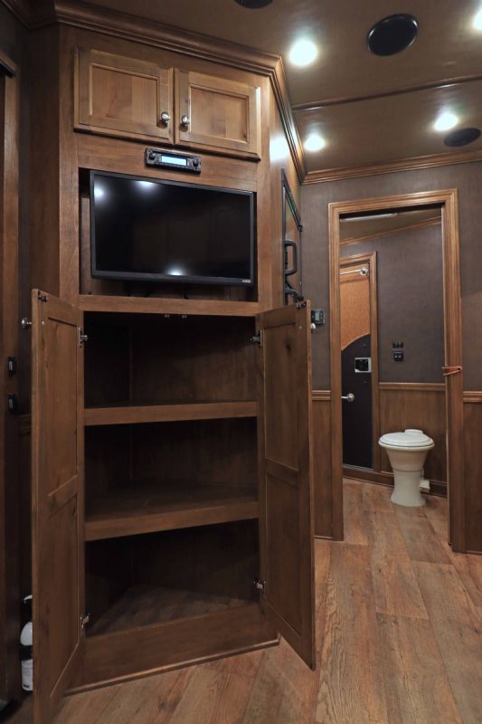 Used Horse Trailers for Sale