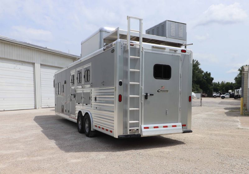 Used Horse Trailers for Sale