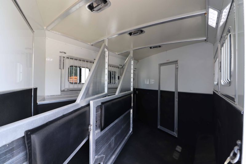 Used Horse Trailers for Sale