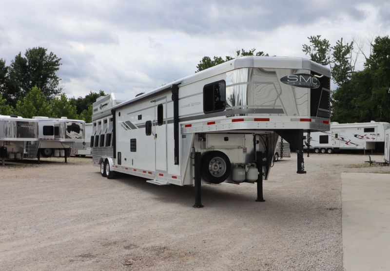 Used Horse Trailers for Sale