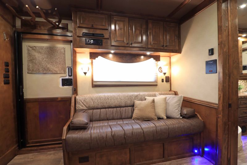 Used Horse Trailers for Sale