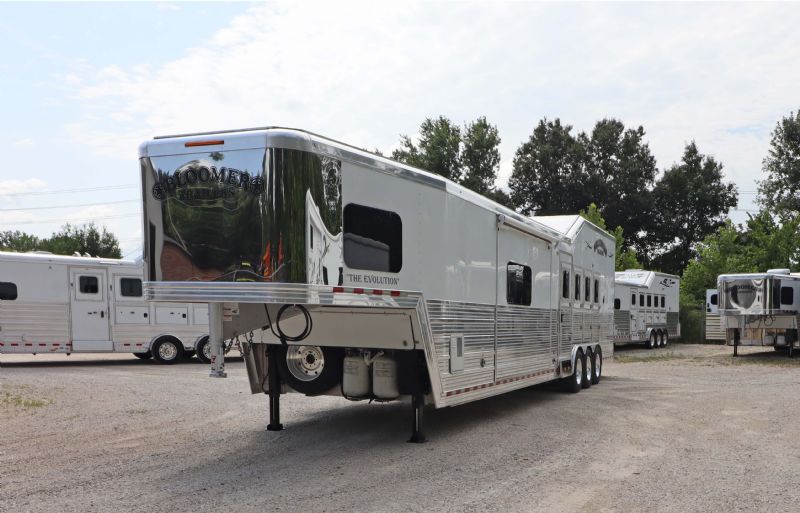 Used Horse Trailers for Sale