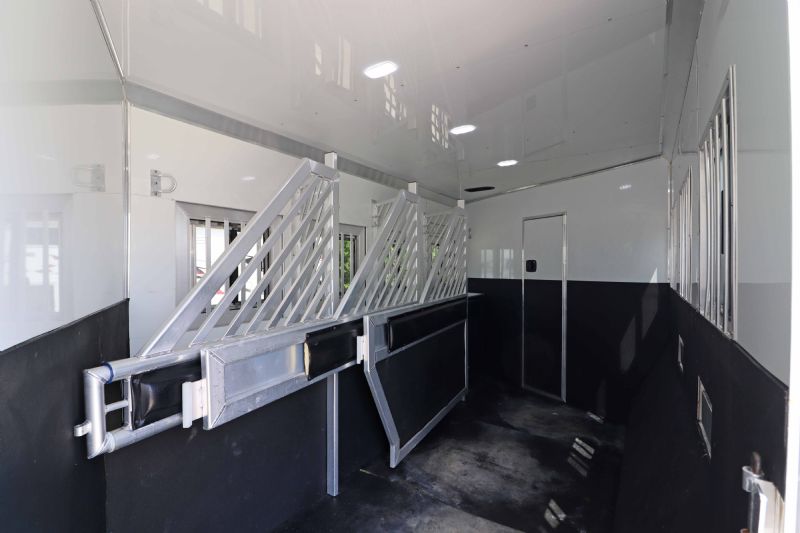 Used Horse Trailers for Sale